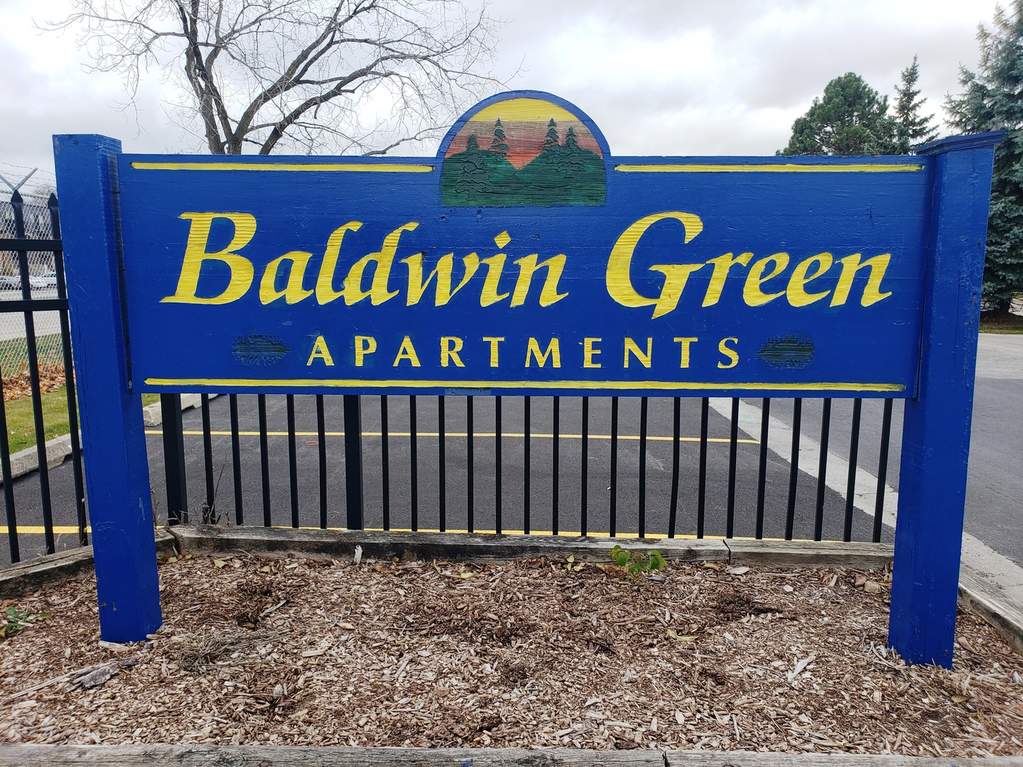 Baldwin Green community sign